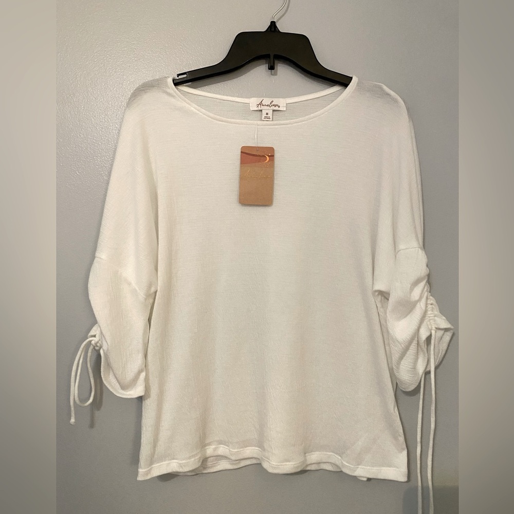 NWT Woman’s White Ruched 3/4 Sleeve Dolman Style Top